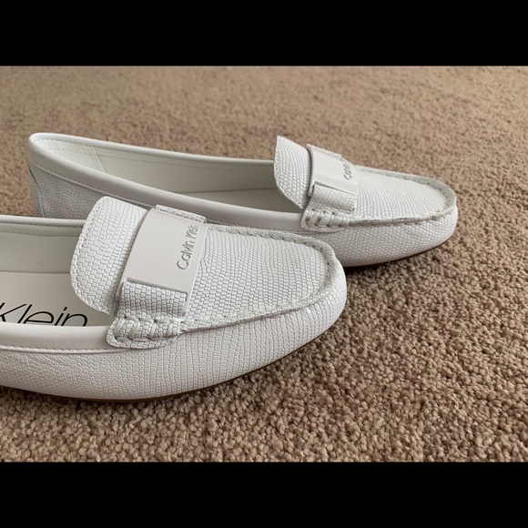 calvin klein lisette loafer flat
